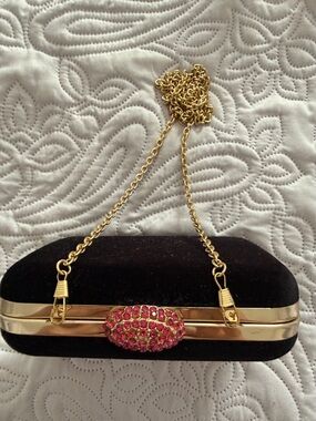 Elegant Black Velvet Evening Crossbody with Gold Chain